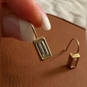 Gold rectangle earrings
